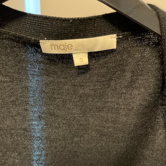 ❌SOLD❌Maje black 100%laine wool cardigan - gently worn. I’m good condition. - Picture 2 of 7